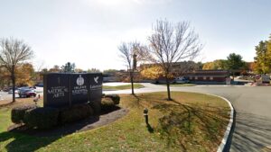 Read more about the article Maine woman awarded $17M after bladder removed during ovarian cyst surgery