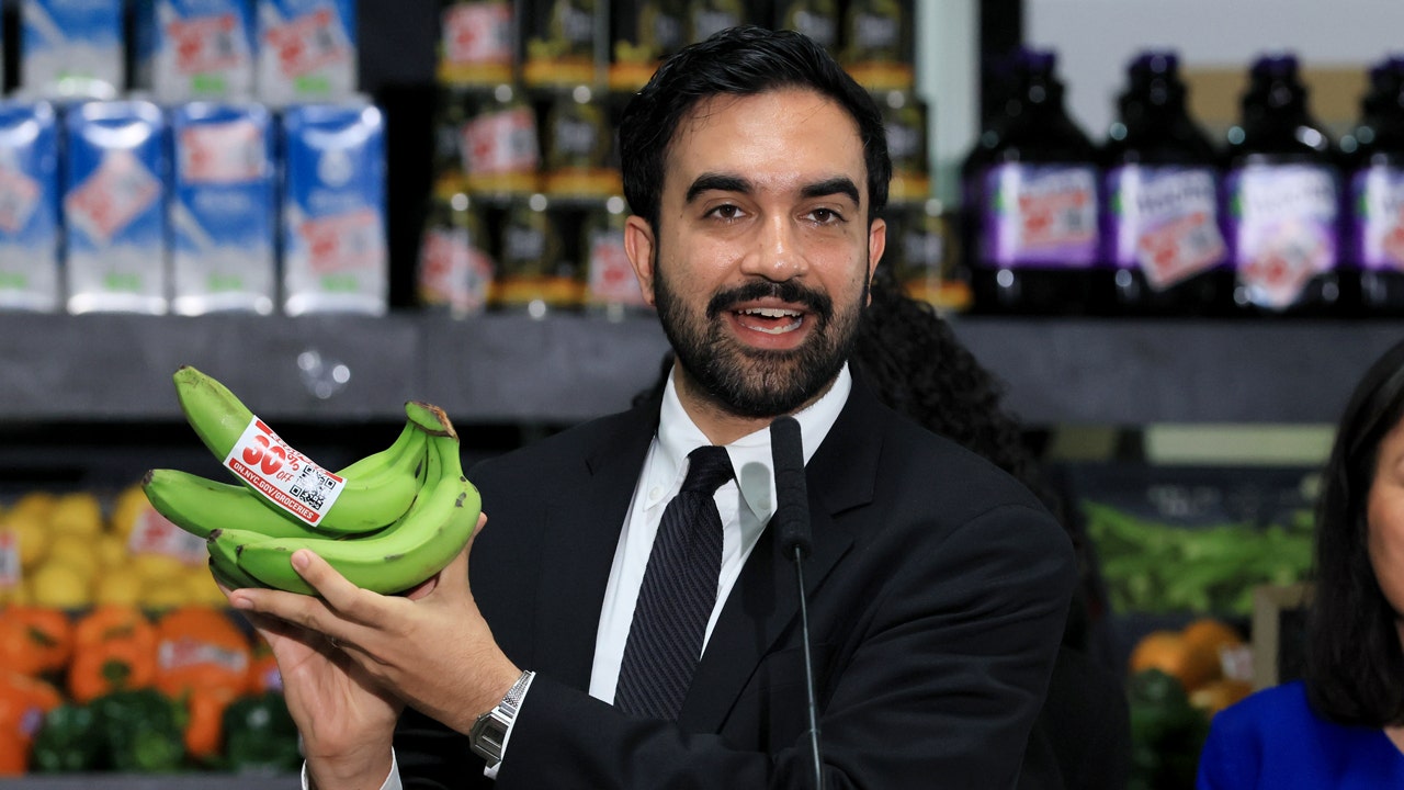 You are currently viewing Immigrant business owners threaten lawsuit over Mamdani grocery stores