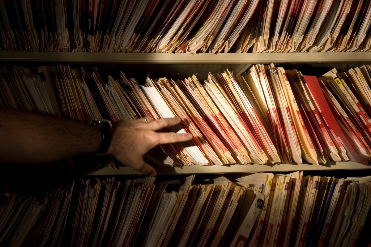 You are currently viewing CareCloud begins to notify hundreds of thousands after hackers stole medical records