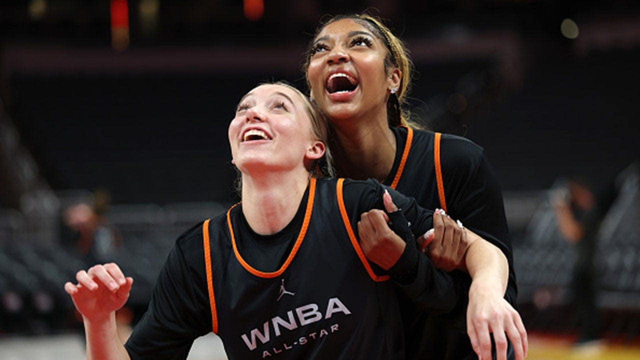 You are currently viewing WNBA yanks Paige Bueckers, Angel Reese betting post after fans blast league hypocrisy online