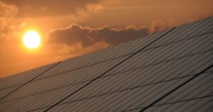 Read more about the article Duh, solar power doesn’t work at night — but it excels…