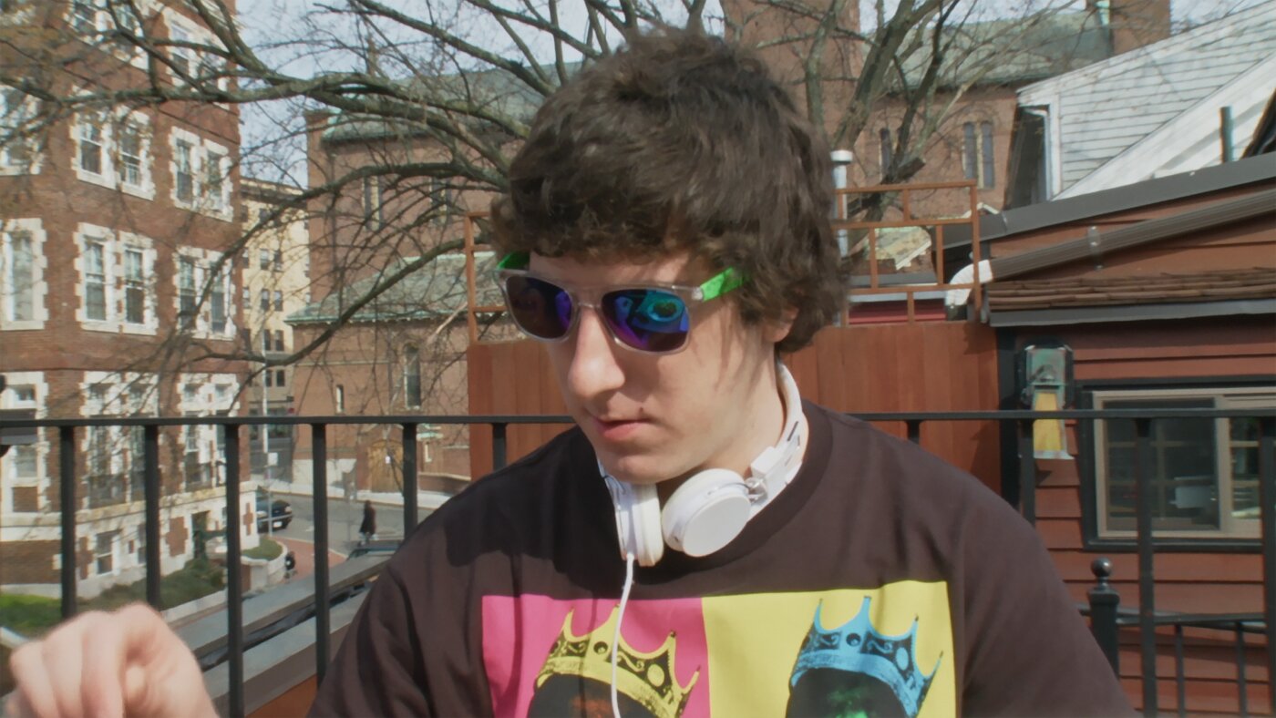 You are currently viewing In ‘Remake,’ filmmaker Ross McElwee faces his own family footage : NPR
