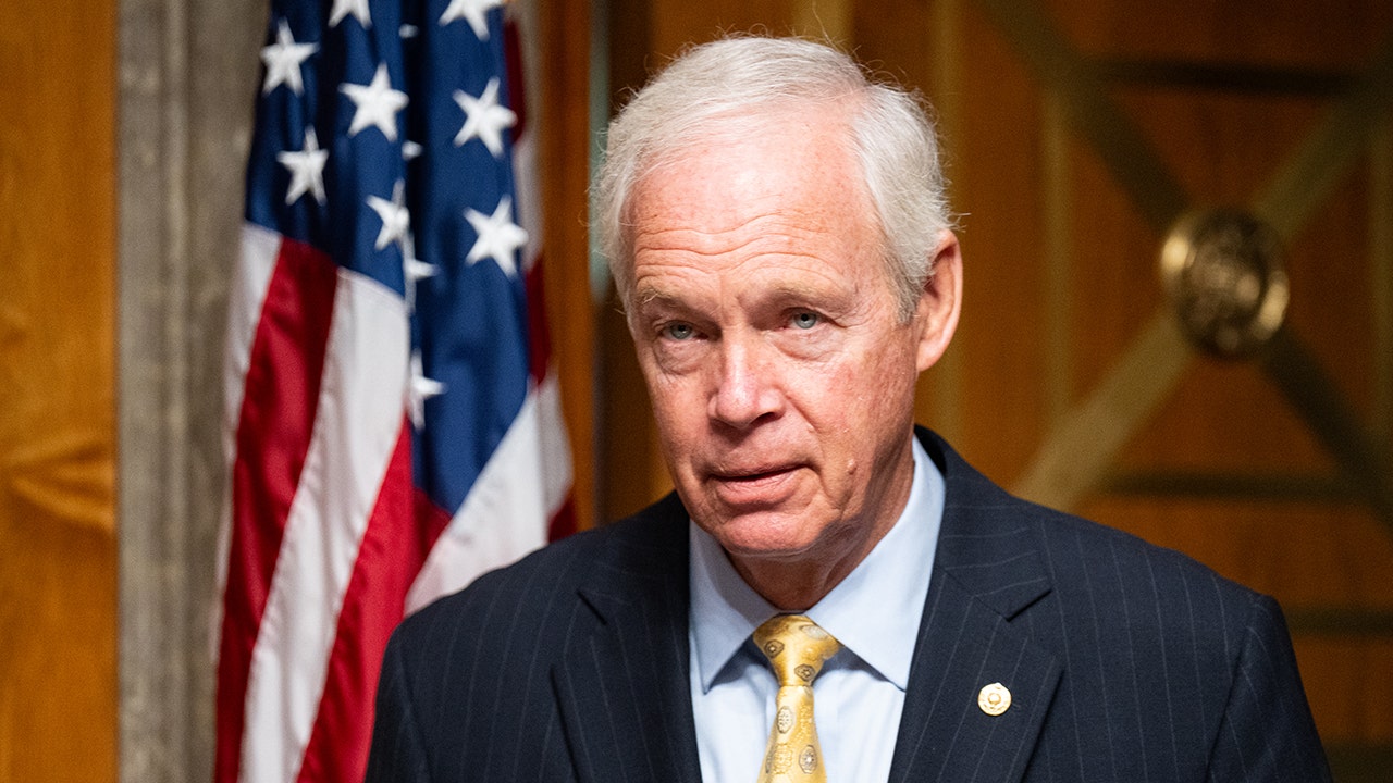 You are currently viewing Sen Ron Johnson talks Fauci emails, new Senate filibuster strategy on ‘Ruthless’