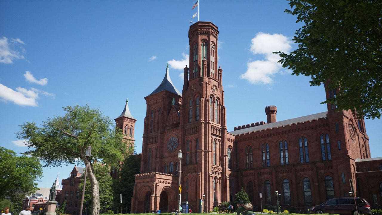 You are currently viewing Smithsonian filled leadership roles with DEI-focused liberal staffers