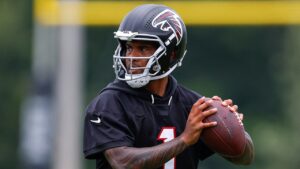 Read more about the article Falcons QB Tua Tagovailoa suffers training camp flare-up amid quarterback battle