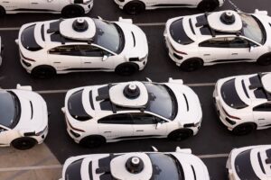 Read more about the article Waymo, robotaxi operators face fresh scrutiny over emergency response failures