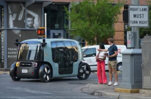 Read more about the article Zoox clears final federal hurdle to launch paid robotaxi service