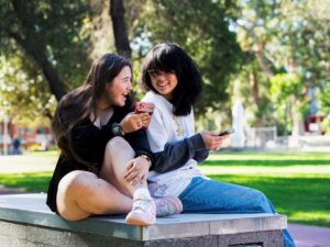 Read more about the article Most Australian teens still online three months after under-16 ban
