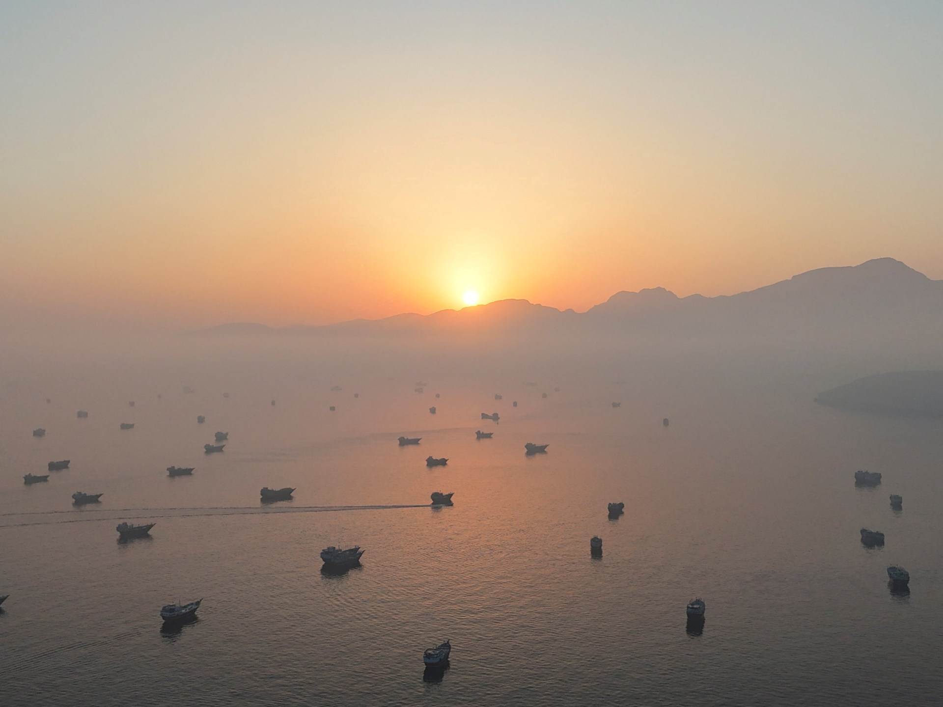 You are currently viewing How to end the ‘Hormuz war’