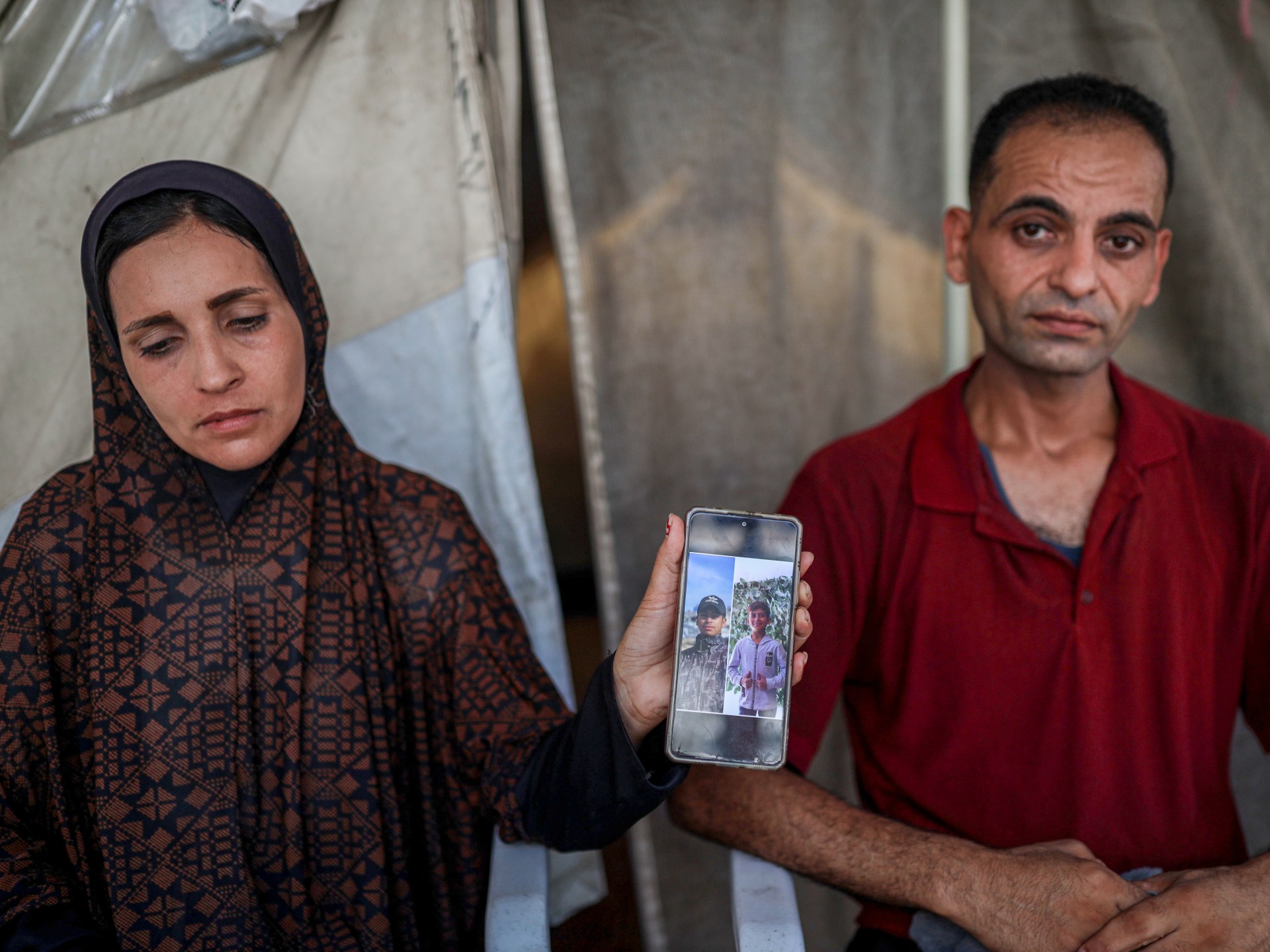 You are currently viewing ‘Tell us’: Gaza family trapped between hope and pain over missing brothers