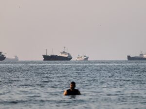 Read more about the article Iran war live: Tehran-Oman talks on Hormuz ‘positive’; ship hit in Red Sea | US-Israel war on Iran News