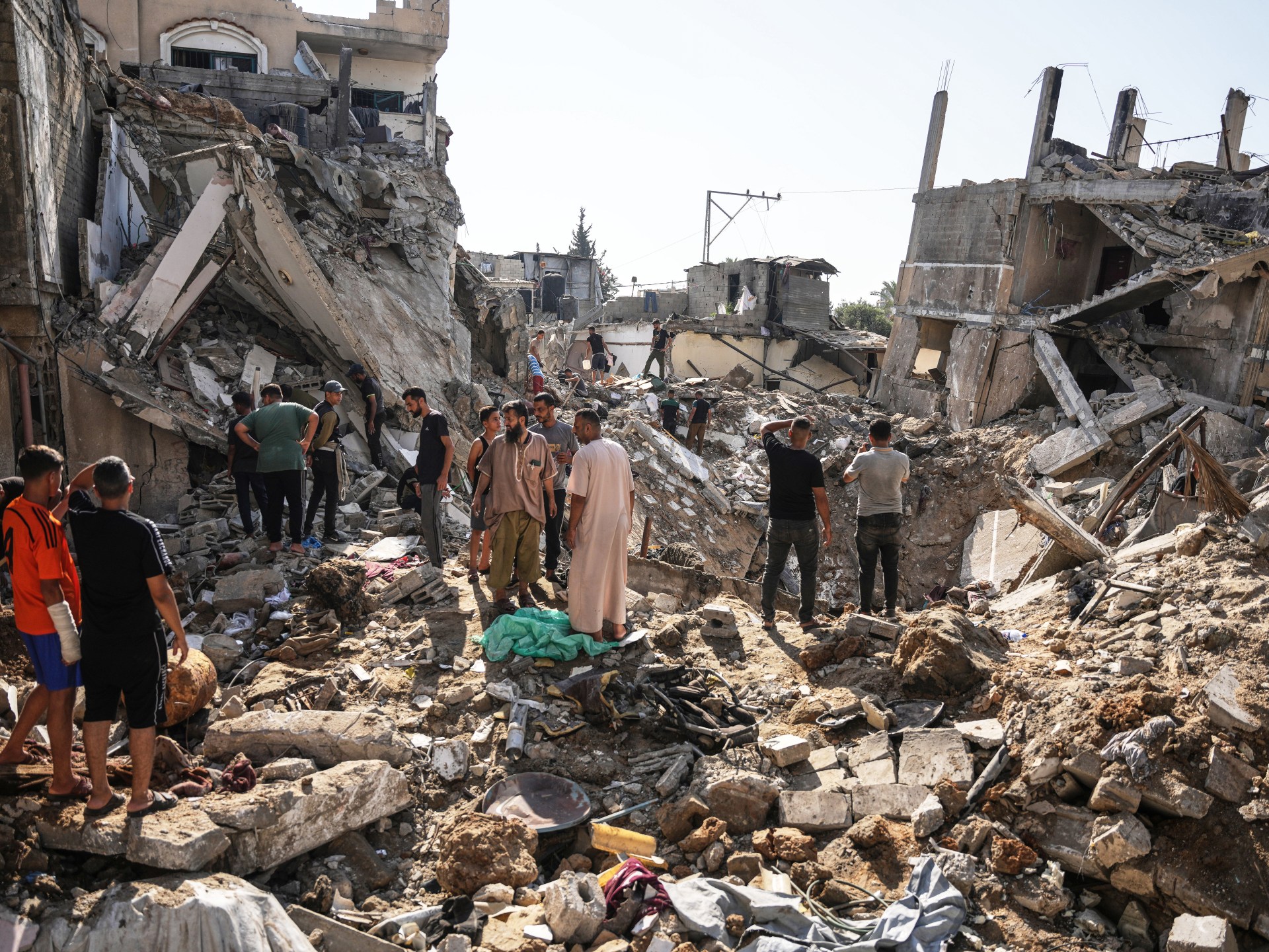You are currently viewing Israel kills eight in Gaza despite Trump’s Hamas disarmament plan