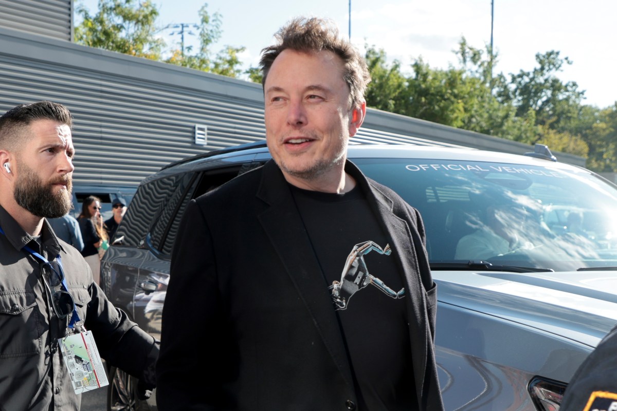 You are currently viewing Elon Musk spends half his time talking robots and AI on Tesla earnings calls