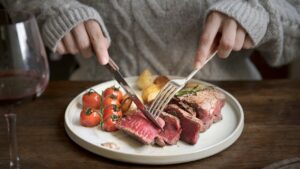 Read more about the article Protein restriction may boost longevity in sedentary adults, study finds