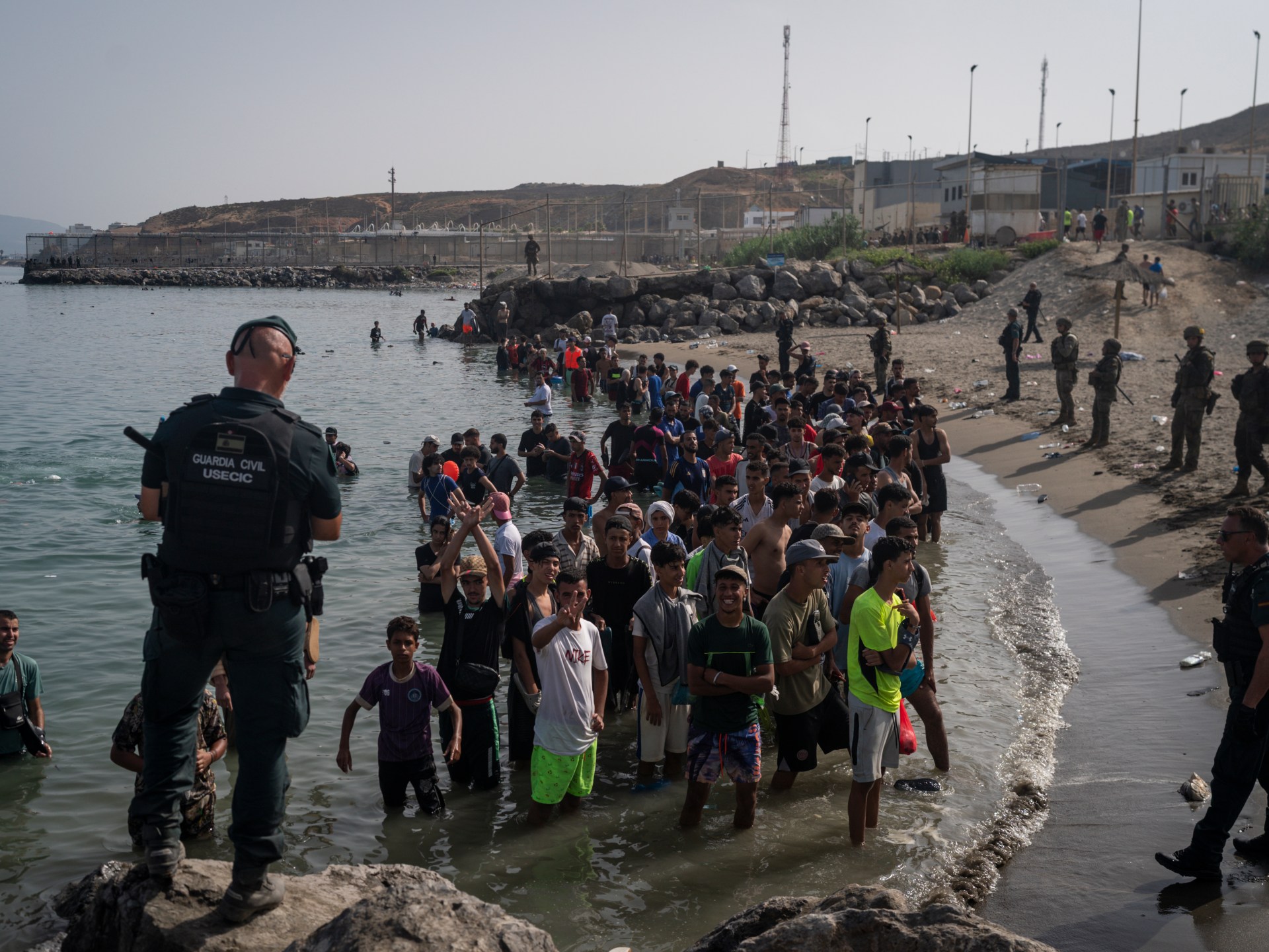 You are currently viewing Spain says migrants leaving Ceuta after mass influx in which 67 died