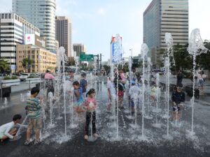 Read more about the article South Korea has hottest day on record amid extreme weather globally