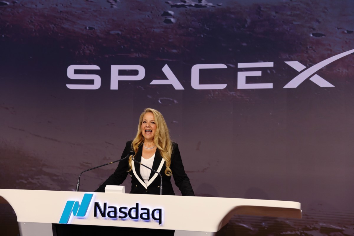 You are currently viewing SpaceX doubles revenue on Anthropic and Google compute deals, Starlink growth