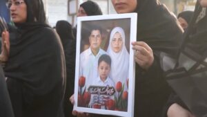 Read more about the article Funeral for family killed in US strike on Iran’s Qeshm Island | US-Israel war on Iran