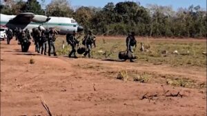 Read more about the article Bolivia sends troops to stop Brazilian gang violence along border | Drugs