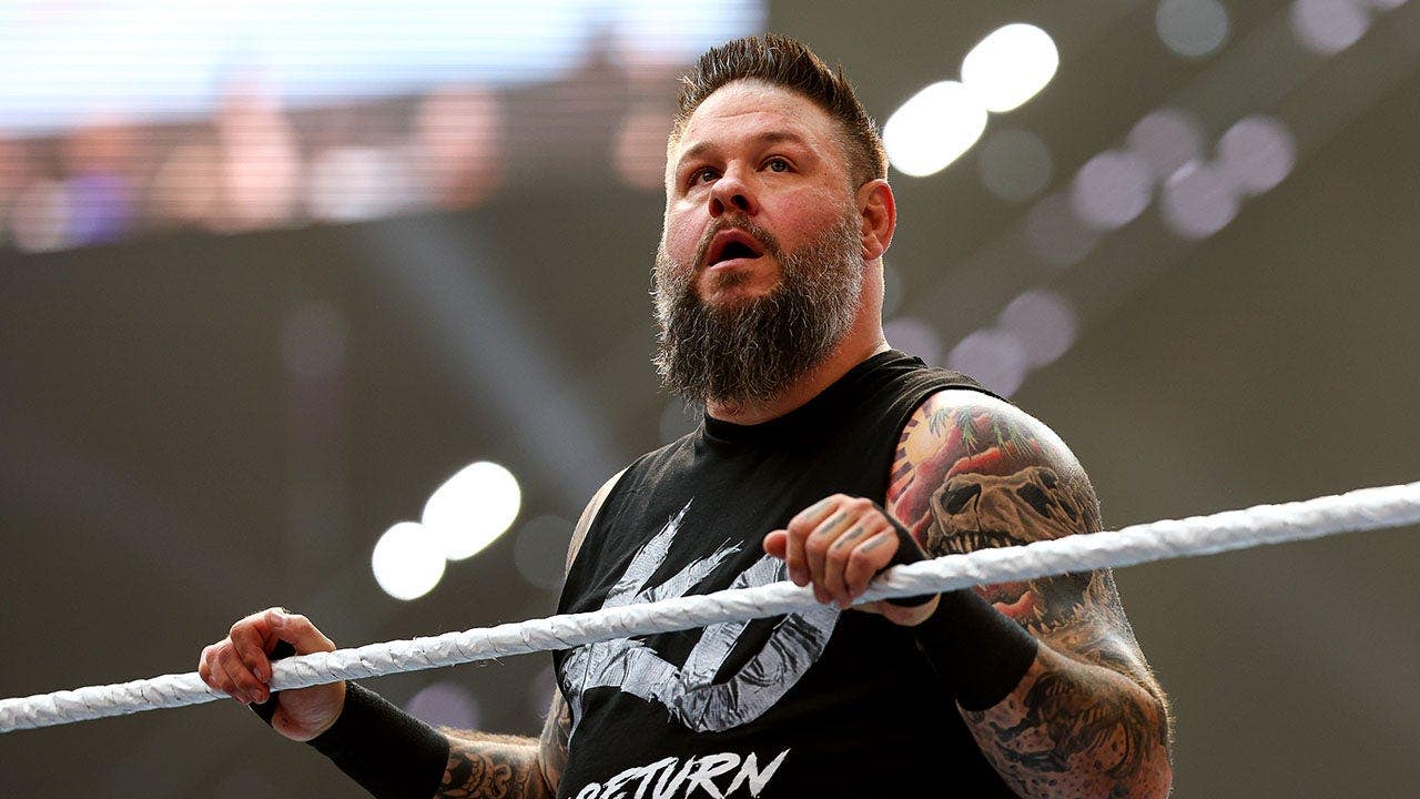 Read more about the article SummerSlam results: Kevin Owens returns from neck injury to pin Sami Zayn