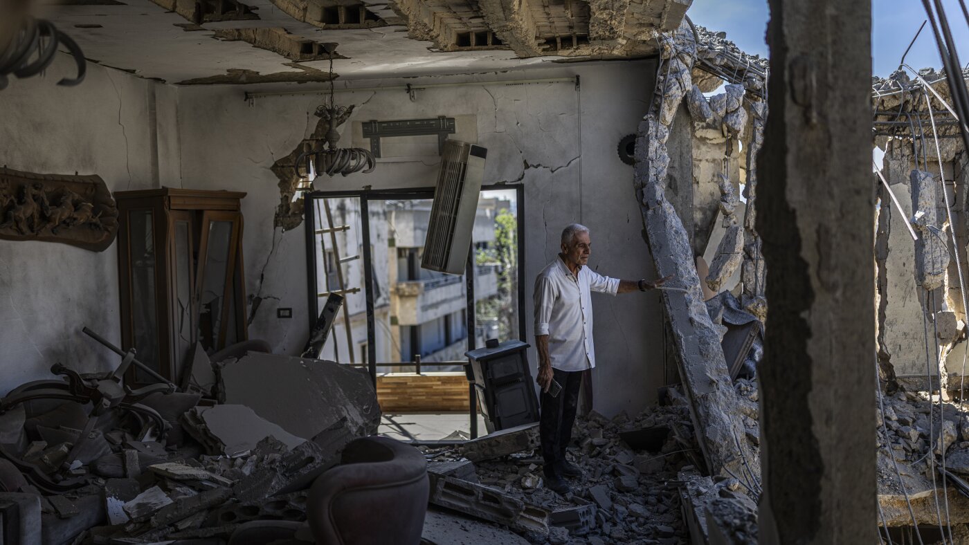 You are currently viewing Lebanese who fled the Israeli invasion visit to see what’s left : NPR