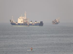 Read more about the article Iran says negotiations with Oman over Strait of Hormuz in final stages